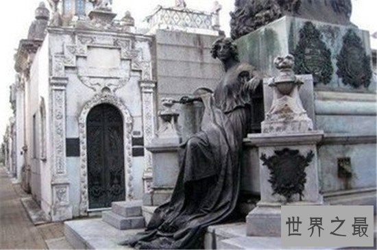 世界最恐怖的九大墓地,快乐墓地真的是令人快乐的吗?