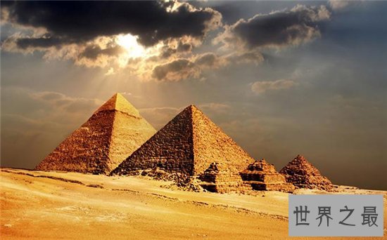 胡夫金字塔仍是未解之谜,成为建筑史上的奇迹