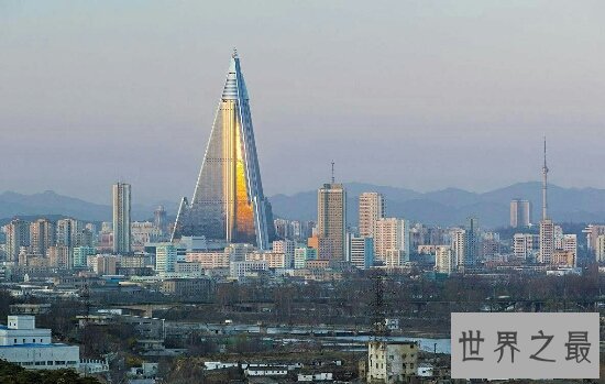 柳京饭店,世界最大烂尾楼