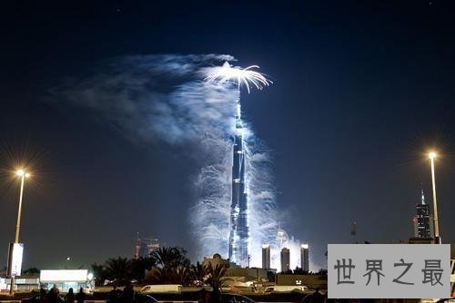 迪拜十大最疯狂的建筑,迪拜风中烛火大厦最风骚(会跳舞的大楼)