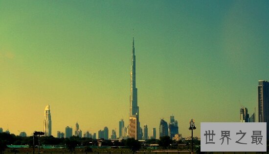 世界最高建筑迪拜塔,土豪们用钱垒起的大厦