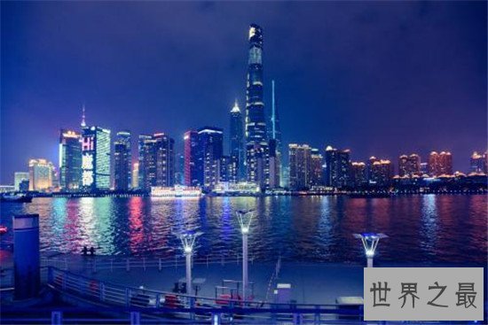 上海第一高楼上海中心大厦632米,126层(中国第一高楼)