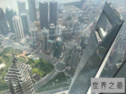 上海最高楼是上海的上海中心大厦 高度有632米(118层)