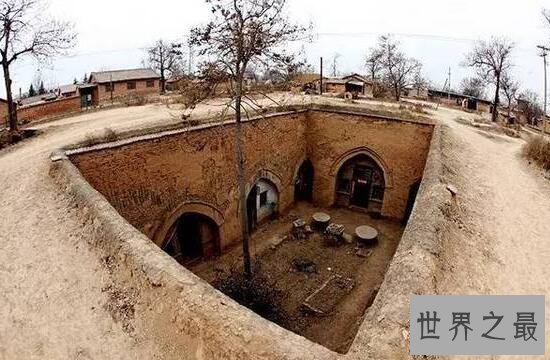 中国最神秘的村庄,建筑在地底的地坑村