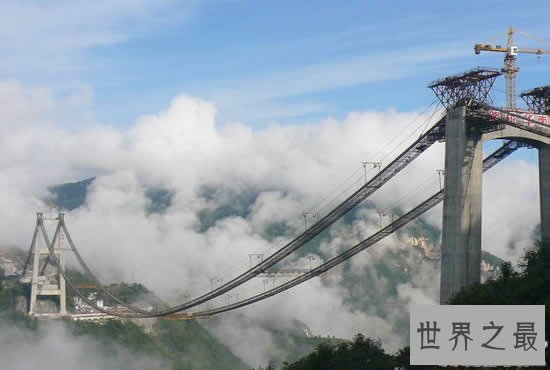 世界第一高桥,四渡河特大桥最高达560米(行在云尖)