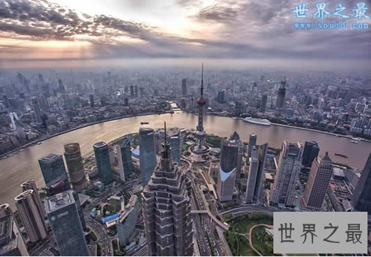 上海最高楼及排名,上海中心大厦(632米/118层)