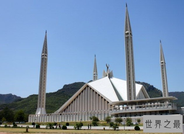世界最大的清真寺,独一无二的规模,占地约19万平方米