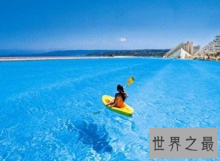 世界上最大的游泳池,面积足足有80000平方米,花费了350万美金!
