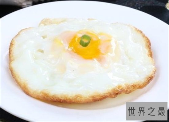 世界上最大的煎蛋,蛋之大一锅顿不下!