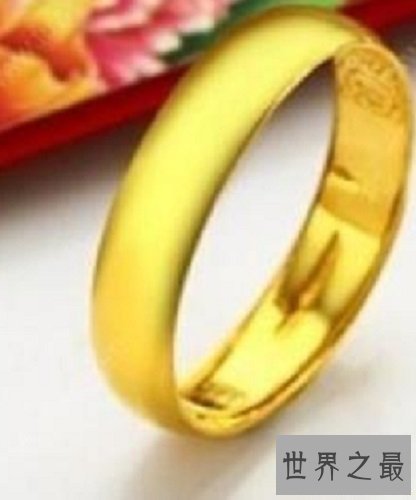 世界最大金戒指,可以容纳3个人