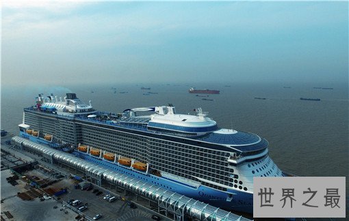 世界最大邮轮十大排行,比泰坦尼克号还要长100米