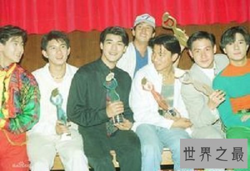 人气偶像四小天王,个个都是高富帅心动的不得了