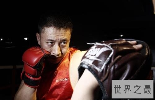 中国第一保镖作者李旭保镖行业的先驱