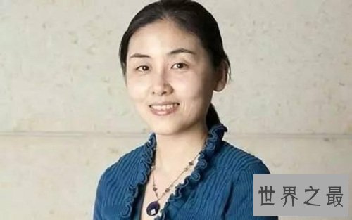 中国最年轻的教授,居然是位90后的小姑娘