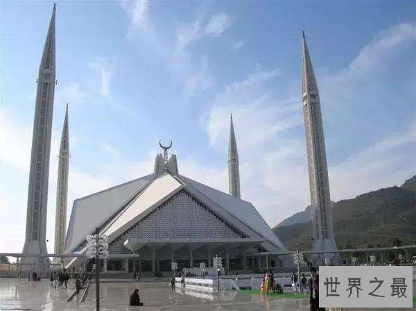 世界上最大的清真寺,费萨尔清真寺占地19万平方米