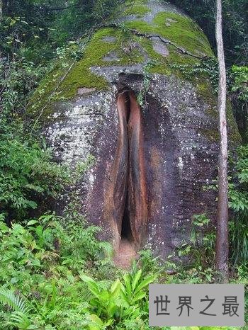 世界上最大的阴DAO,丹霞山阴元石