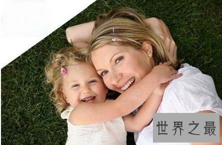 世界上最年轻的妈妈 居然只有5岁!