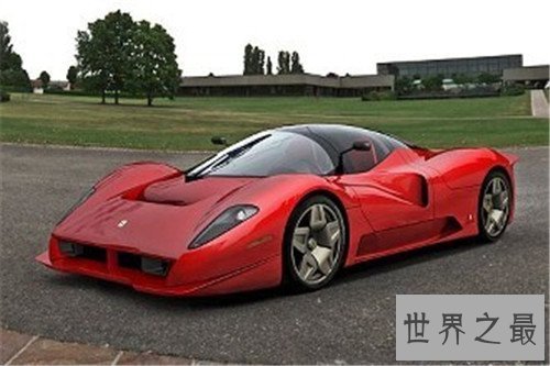 世界上最长的豪华轿车,内部还配有游泳池和草坪