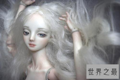 世界上最贵的娃娃,就像是被人施了魔法!