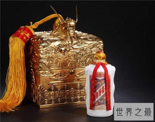 世界上最贵的酒,威士忌限量版瓶身镶嵌8500颗钻石(近4000万元)