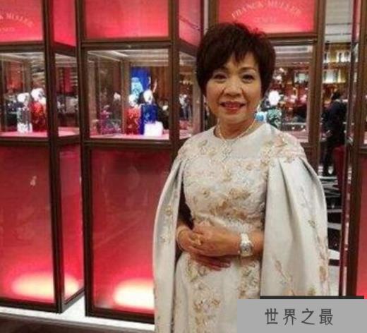 朱李月华