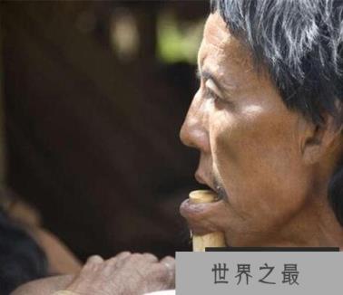 巴西部落,赤身裸体