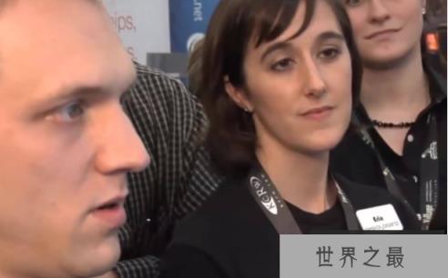 世界上打字速度最快的人：马特什科娃，一分钟打出807个字