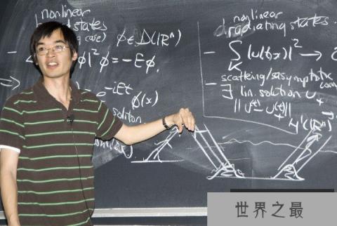 当今世界上智商最高前十人排名，霍金只能吊车尾