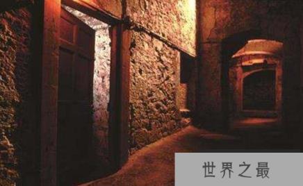 世界上最著名的闹鬼之地：玛丽·金小巷，封巷后600人死于黑死病