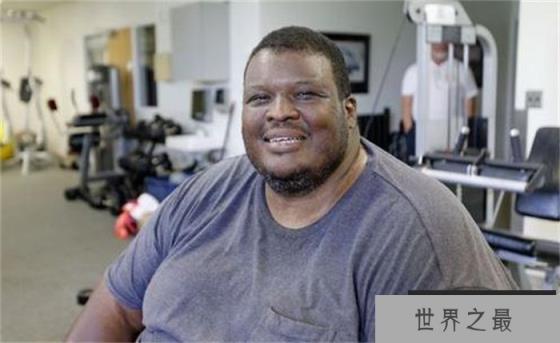 世界上最重的运动员 体重达到830斤(亚伯勒)