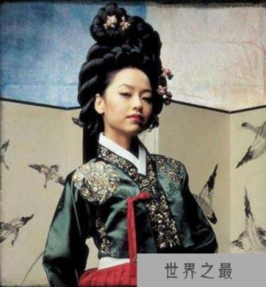 朝鲜妖女金介屎，乱伦通奸霍乱后宫(最后被腰斩)