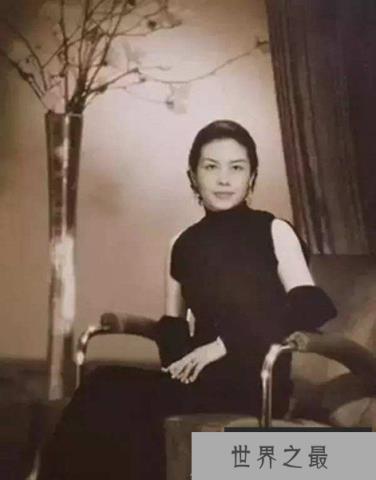 潘素的传奇一生,13岁被卖入妓院(21岁成为青楼头牌)