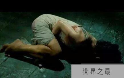 古代女子凌虐刑罚坐冰块，残忍冻伤下体半身不遂