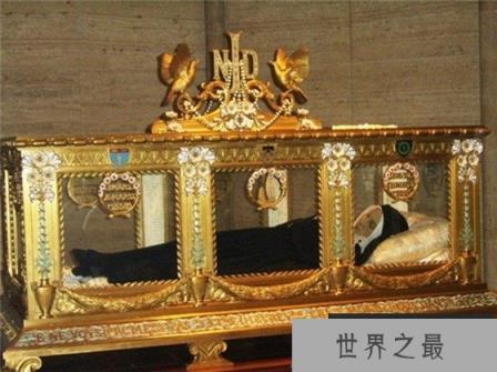 法国天主教圣女贝尔纳黛特，去世138年尸体不腐