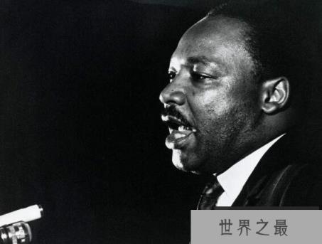 马丁路德金简介，以非暴力方式打破种族歧视(被暗杀)