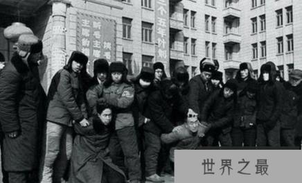 大有国农民皇帝曾应龙，建国第一天就全部被俘