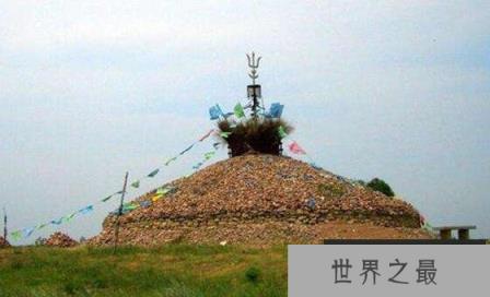 成吉思汗墓葬之谜，至今未发现真实陵墓所在地