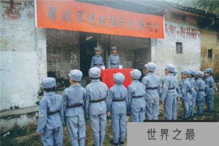 【王二小的故事发生在什么时期】王二小的故事被谁谱写成了歌曲?