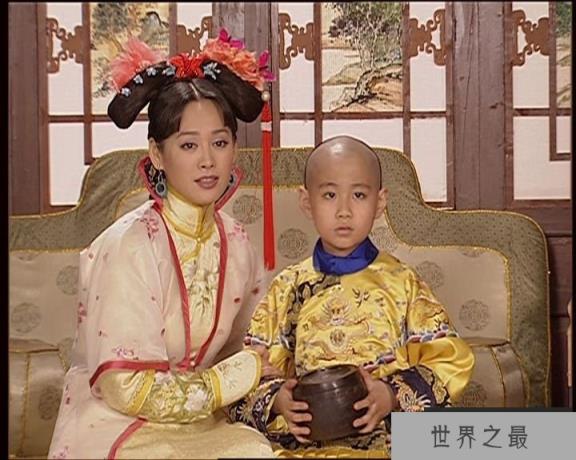 清朝皇后朝服的组成和简介.10大必要元素