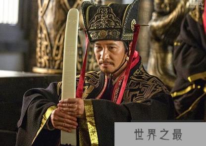 荀彧是怎么死的?曹操使人送饮食一盒里面却是空的是什么意思