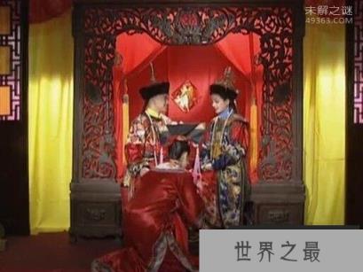 古代格格出嫁随身带个宫女，先和驸马试“爱”