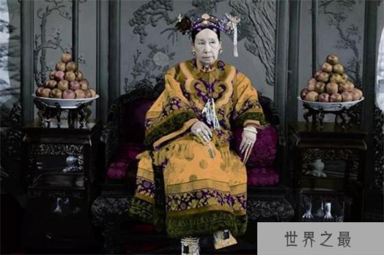 李莲英葬母排场多大 拿多少一律不过问 （白吃白喝35天）