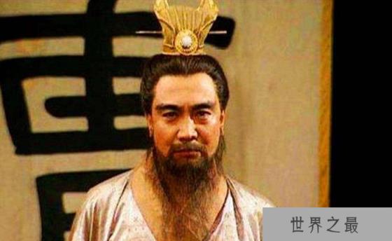 说曹操曹操到的后半句 当时没人敢说 惹怒曹操