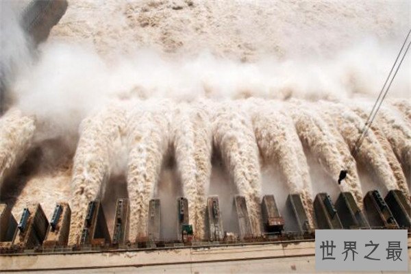 中国10大超级工程,三峡大坝上榜,第一是铁路建筑史上的丰碑
