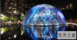 世界上最大的水下彩灯：面积接近一个足球场