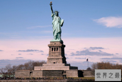 世界十大经济强国 中国全球第二，加拿大仅列第十