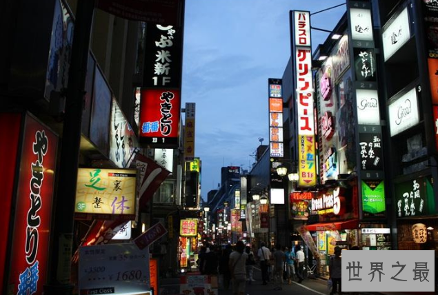 世界十大经济强国 中国全球第二，加拿大仅列第十