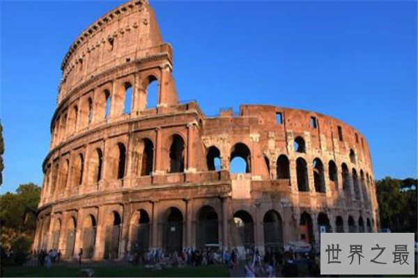 世界十大历史奇迹 金字塔内部像迷宫，第二是我国的地标