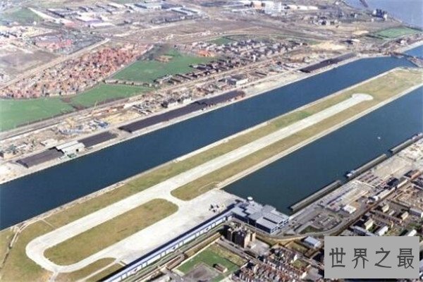 世界十大最美的机场 宝安国际机场上榜，樟宜机场内景观超多