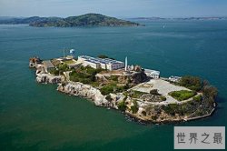 美国最严密的监狱:旧金山恶魔岛监狱,四面都是海和鲨鱼